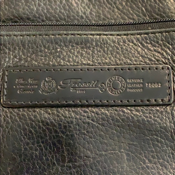 Fossil Black Purse - Picture 4 of 6
